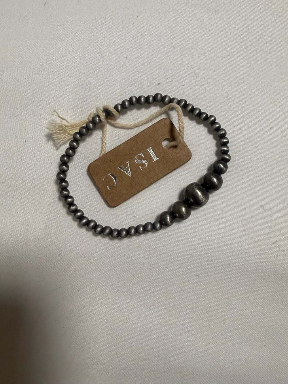 ISAC Graduated Navajo Pearl Beaded Stretch Bracelet